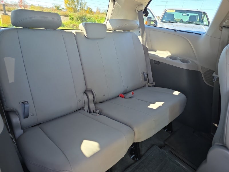 2018 Toyota Sienna XLE