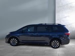 2018 Toyota Sienna XLE