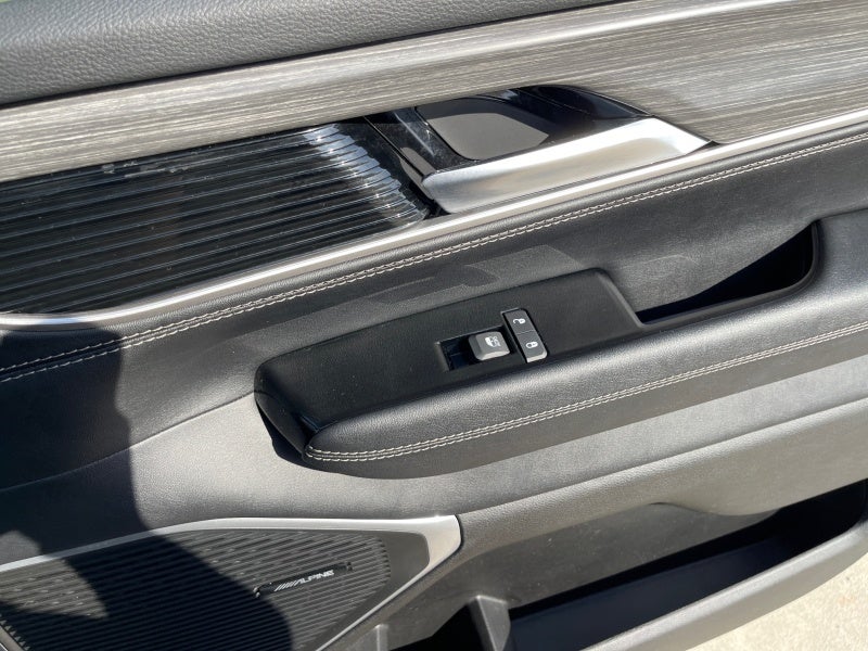 2024 Jeep Wagoneer L Series III