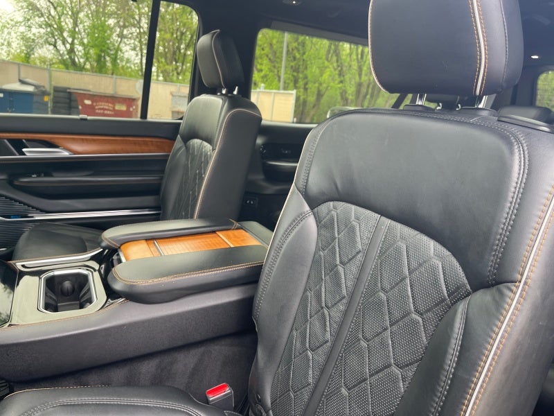 2024 Jeep Grand Wagoneer L Series III