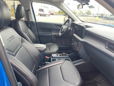 2025 Ford Maverick Lobo Standard