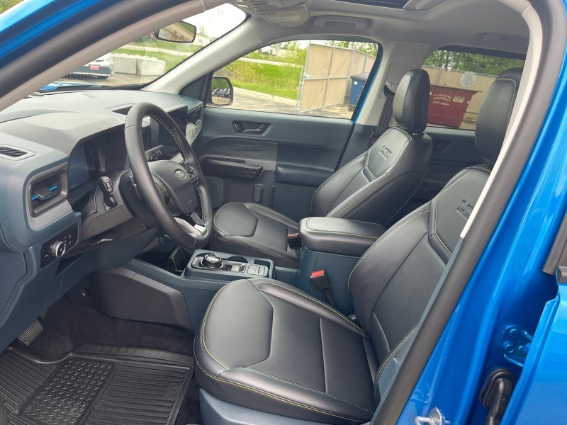 2025 Ford Maverick Lobo Standard
