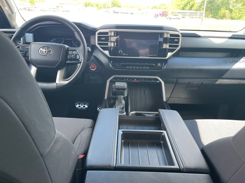 2023 Toyota Tundra 4WD SR5