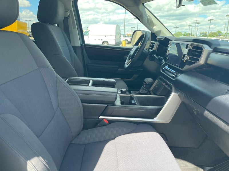 2023 Toyota Tundra 4WD SR5