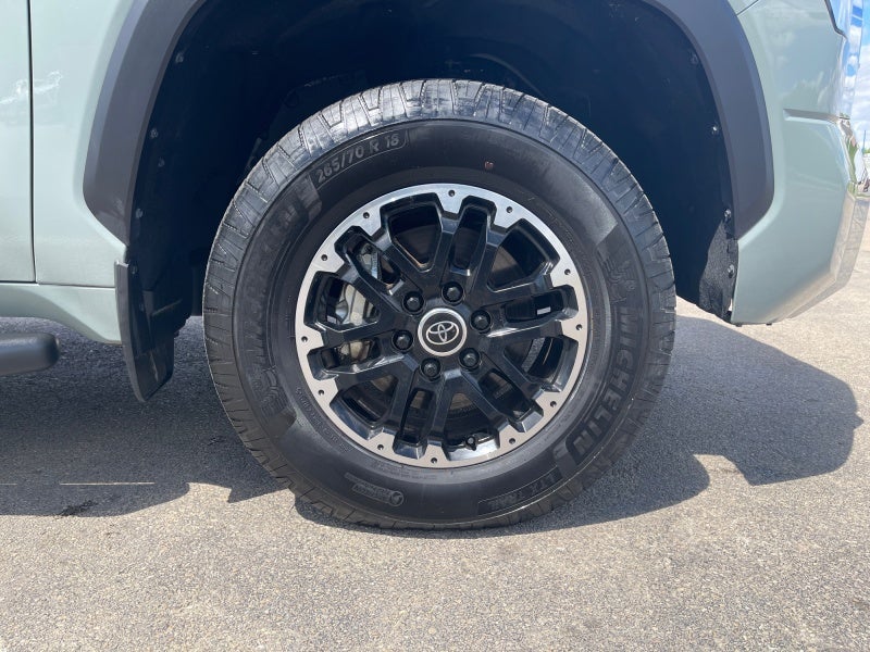 2023 Toyota Tundra 4WD SR5
