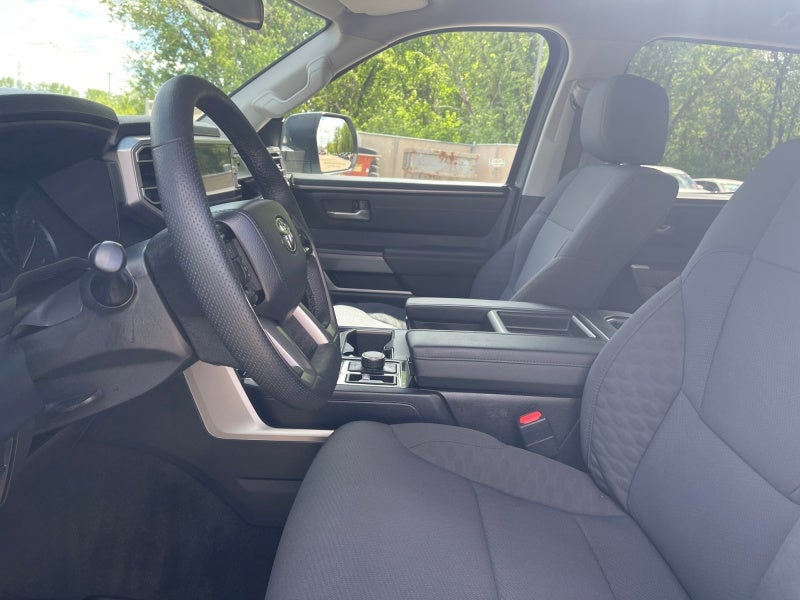 2023 Toyota Tundra 4WD SR5