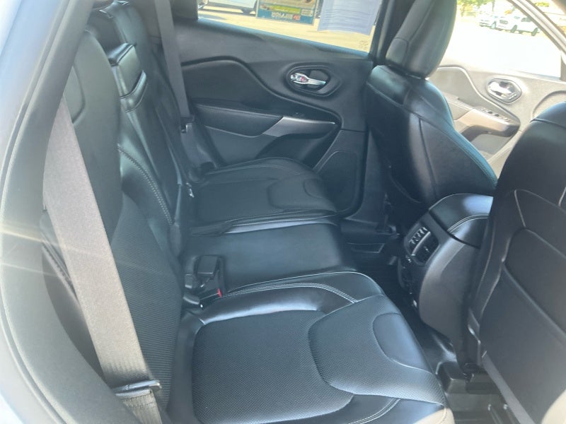 2019 Jeep Cherokee Overland 4x4