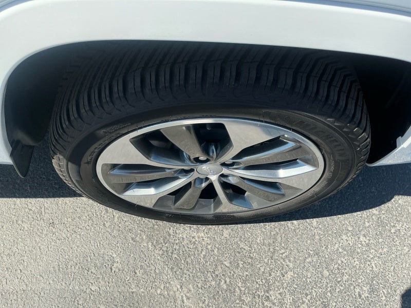 2019 Jeep Cherokee Overland 4x4