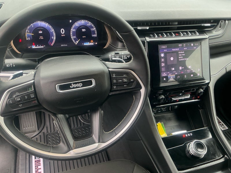 2025 Jeep Grand Cherokee L Laredo X 4x4