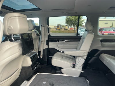 2022 Jeep Wagoneer Series III 4x4