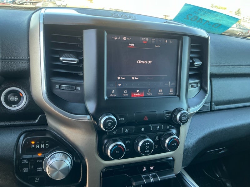 2022 RAM 1500 Laramie Crew Cab 4x4 5'7' Box