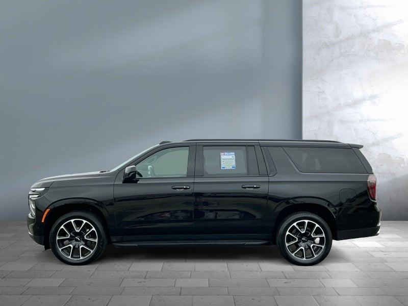 2026 Chevrolet Suburban RST, 4WD