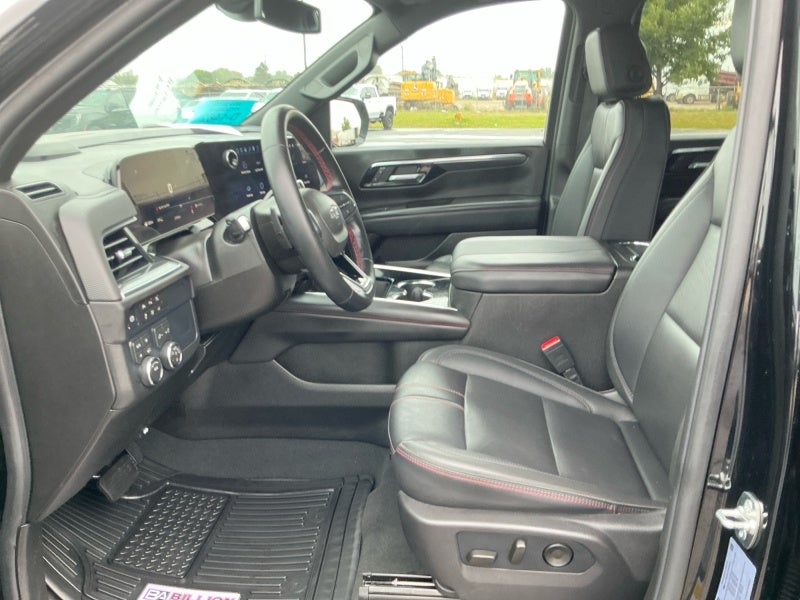 2026 Chevrolet Suburban RST, 4WD
