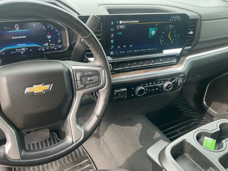 2025 Chevrolet Silverado 1500 4WD Crew Cab Standard Bed LT