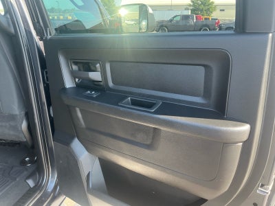 2022 RAM 2500 Tradesman Crew Cab 4x4 6'4' Box