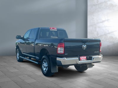 2022 RAM 2500 Tradesman Crew Cab 4x4 6'4' Box