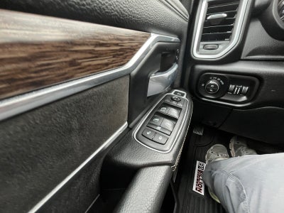 2021 RAM 2500 Laramie Crew Cab 4x4 6'4' Box