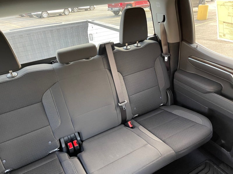 2025 Chevrolet Silverado 1500 LT (2FL)