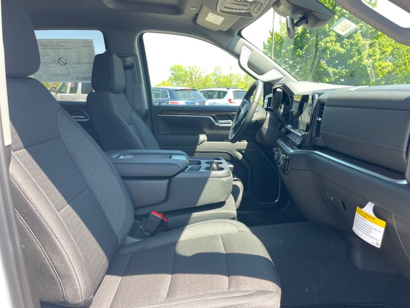 2025 Chevrolet Silverado 1500 LT (2FL)