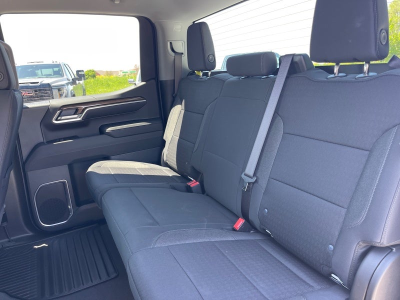 2025 Chevrolet Silverado 1500 LT (2FL)