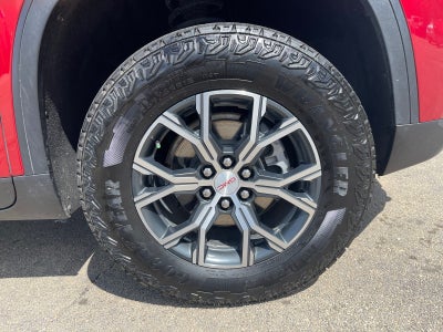 2025 GMC Acadia AT4