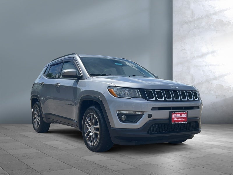 2019 Jeep Compass Latitude w/Sun/Wheel Pkg