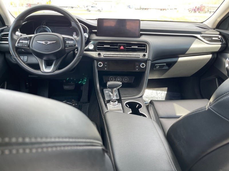 2025 Genesis G70 2.5T