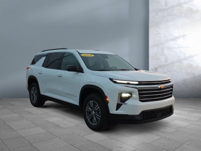 2024 Chevrolet Traverse LT