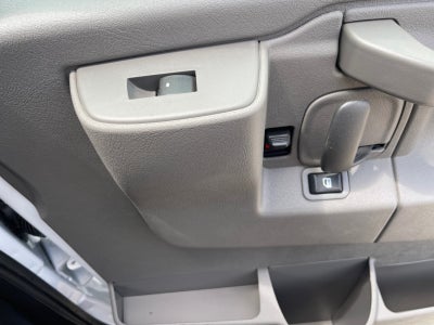 2025 Chevrolet Express Cutaway 3500 1WT