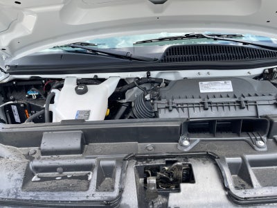 2025 Chevrolet Express Cutaway 3500 1WT