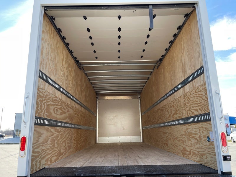 2023 Chevrolet Silverado 5500 HD Work Truck