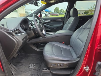 2022 Buick Enclave Essence