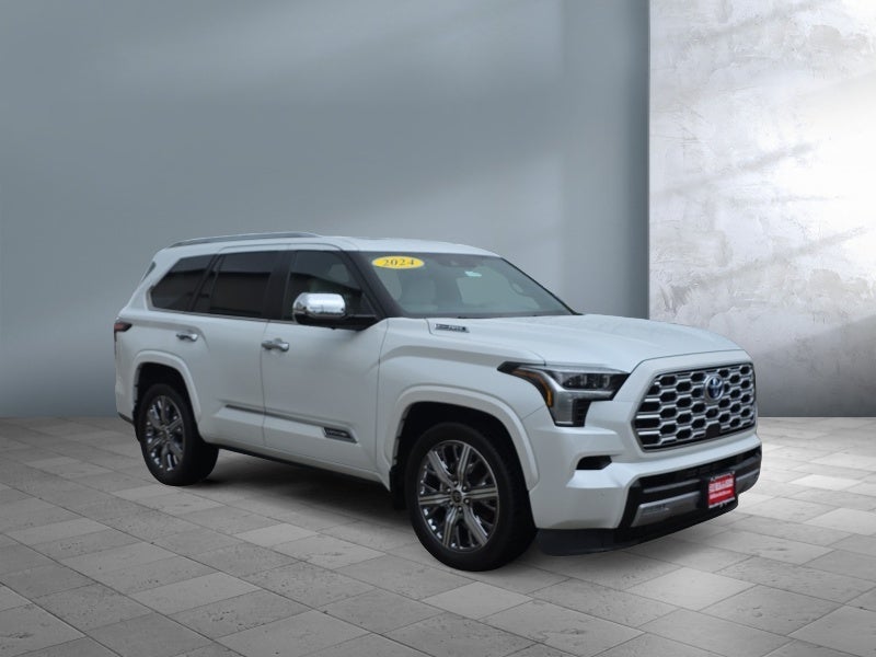 2024 Toyota Sequoia SR5